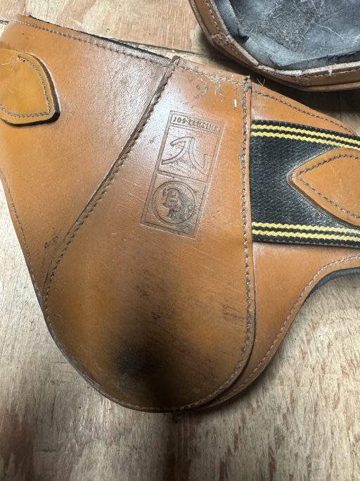 FULL Jos Lansink tan leather tendon and fetlock boot set - Image 4