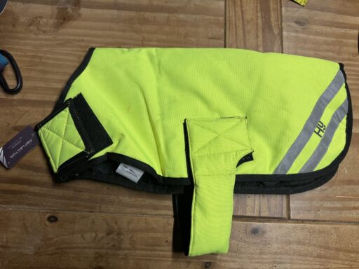 HY dog coat hi vis design size Small